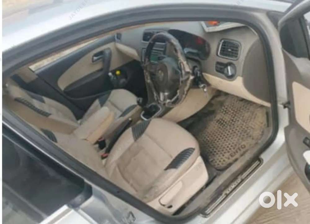 Volkswagen Vento Highline 2013