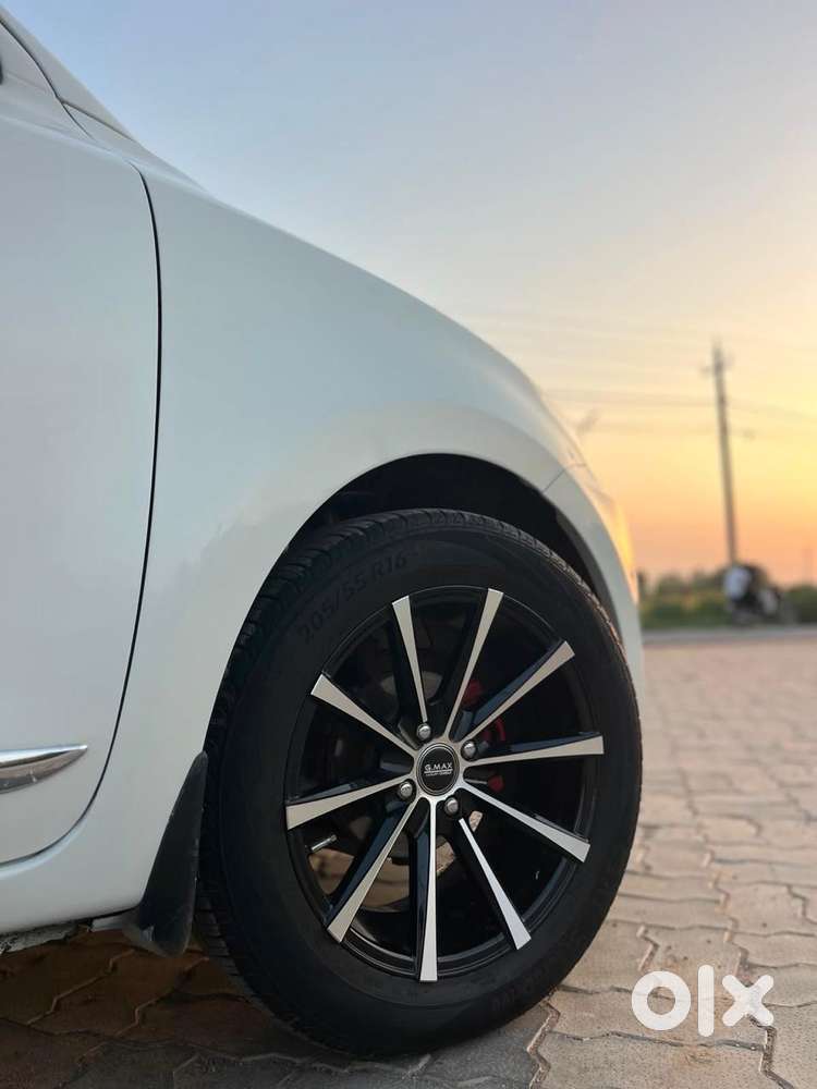Maruti Suzuki Swift Dzire 1.3 Zxi, 2017, Petrol