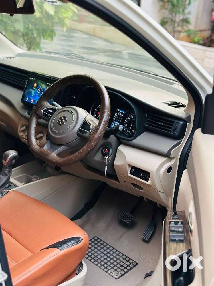 Maruti Suzuki Ertiga Vxi At Petrol, 2020, Petrol