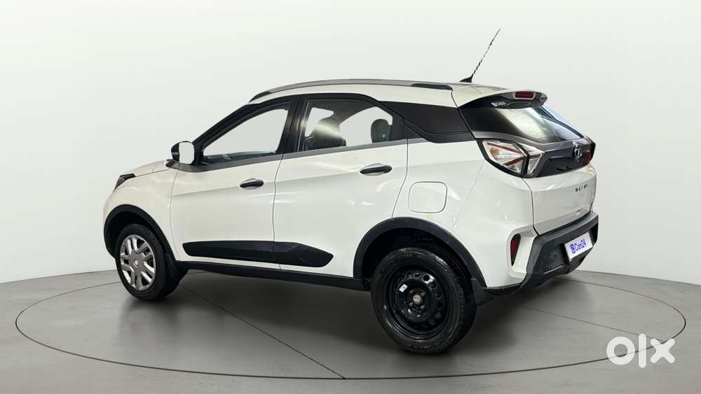 Tata Nexon 1.2 Revotron Xm, 2020, Petrol