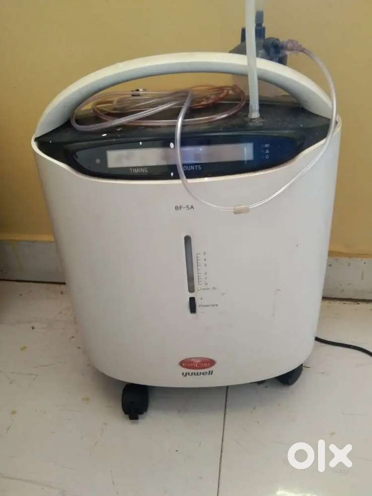 Oxygen machine+nubulizer option is available in good condition