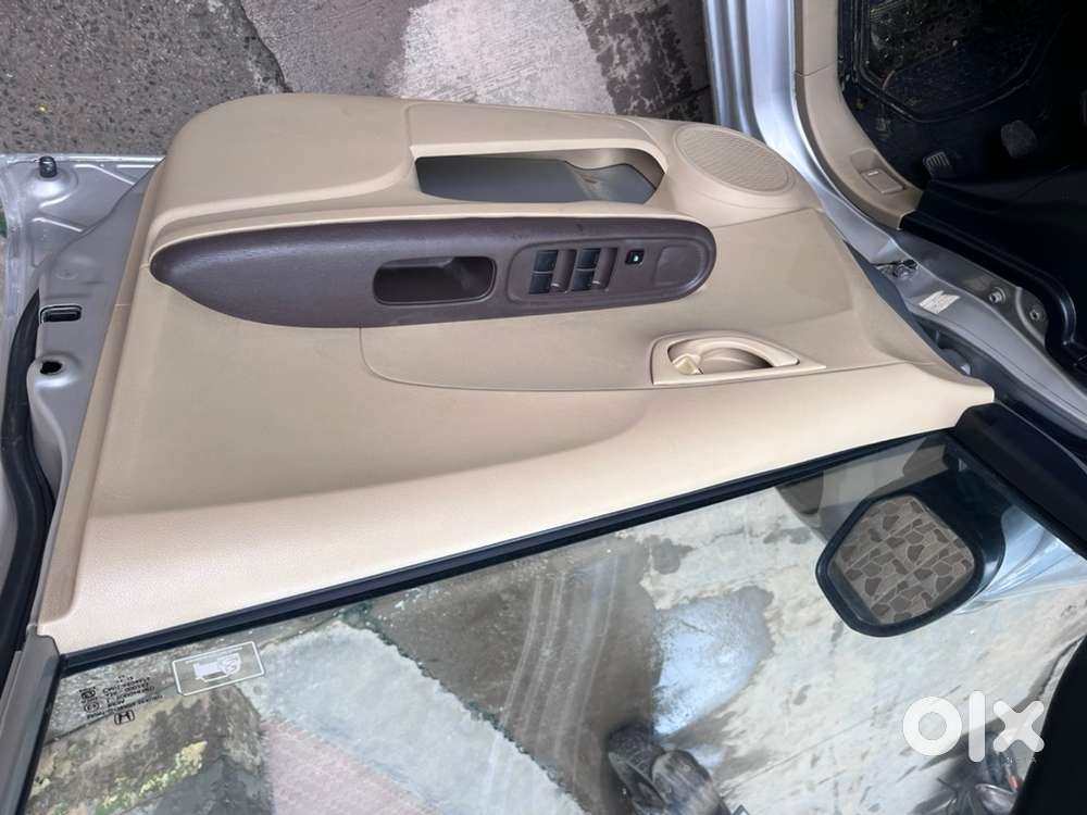 Honda Brio Hybrid 2012
