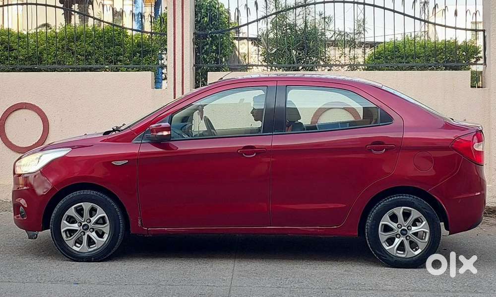 Ford Aspire Titanium Blu 2017
