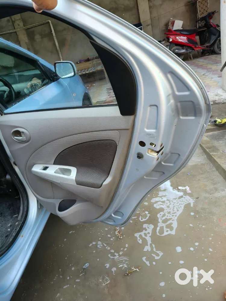 Toyota Etios 2011 Petrol 95800 Km Driven