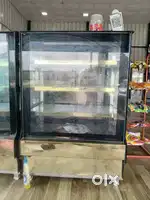 Hot counter  3 feet