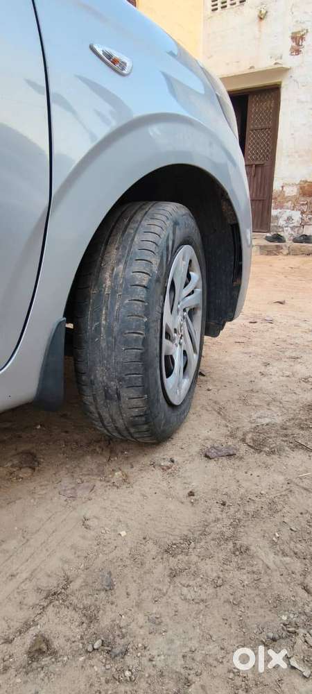 Petrol/cng Mileage 28-30