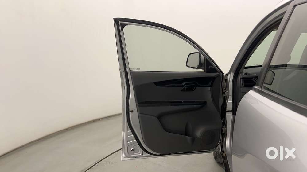 Mahindra Kuv100 Nxt 1.2 K4 Plus Diesel 6 Str, 2017, Diesel