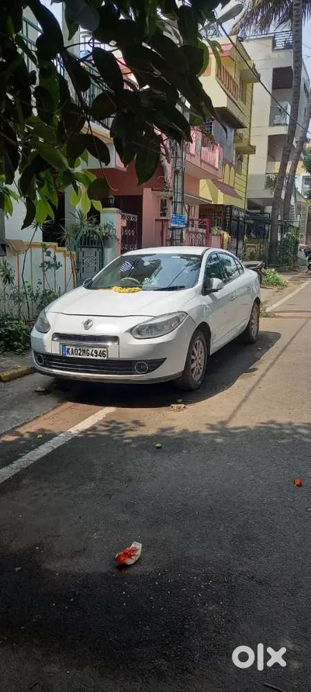 Renault Fluence 2012 Petrol 120000 Km Driven
