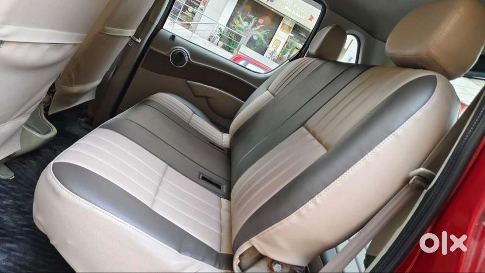 Mahindra Quanto C8, 2012, Diesel