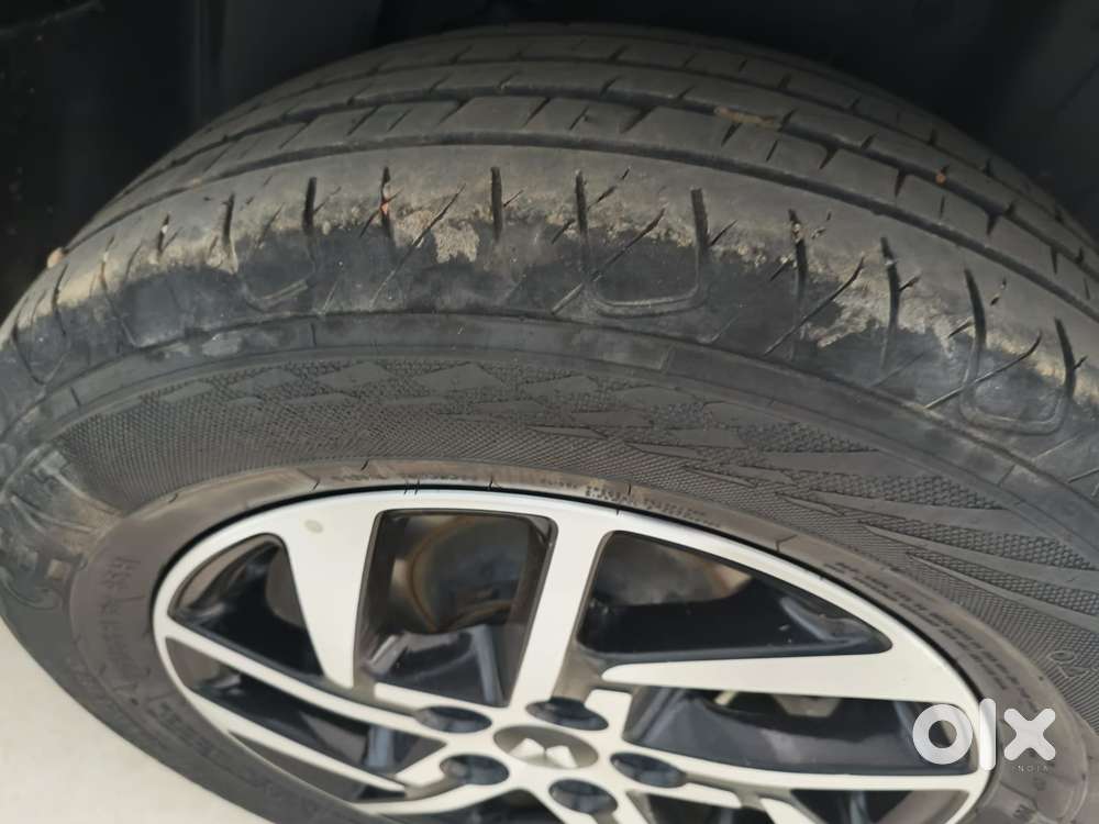Mahindra Xuv 3xo Ax5 Ds Mt, 2025, Diesel