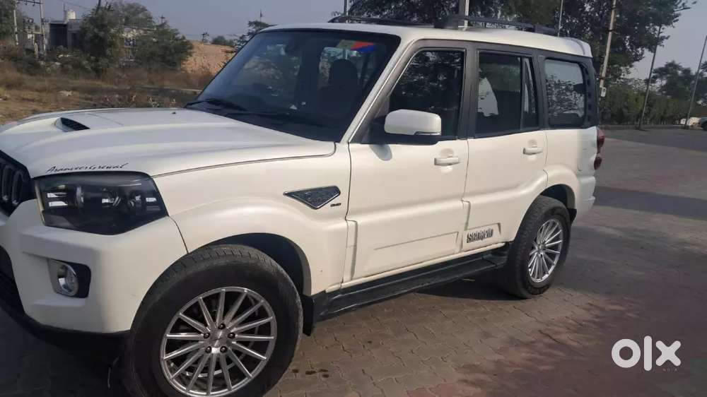 Mahindra Scorpio Classic 2018 Diesel 99000 Km Driven