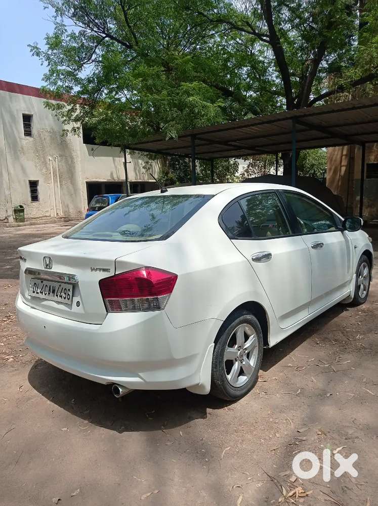 Honda City 2012 White In Excellent Condition