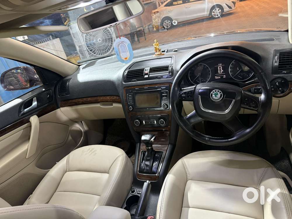 Skoda Laura 2.0 Ambition Tdi Cr At, 2014, Diesel