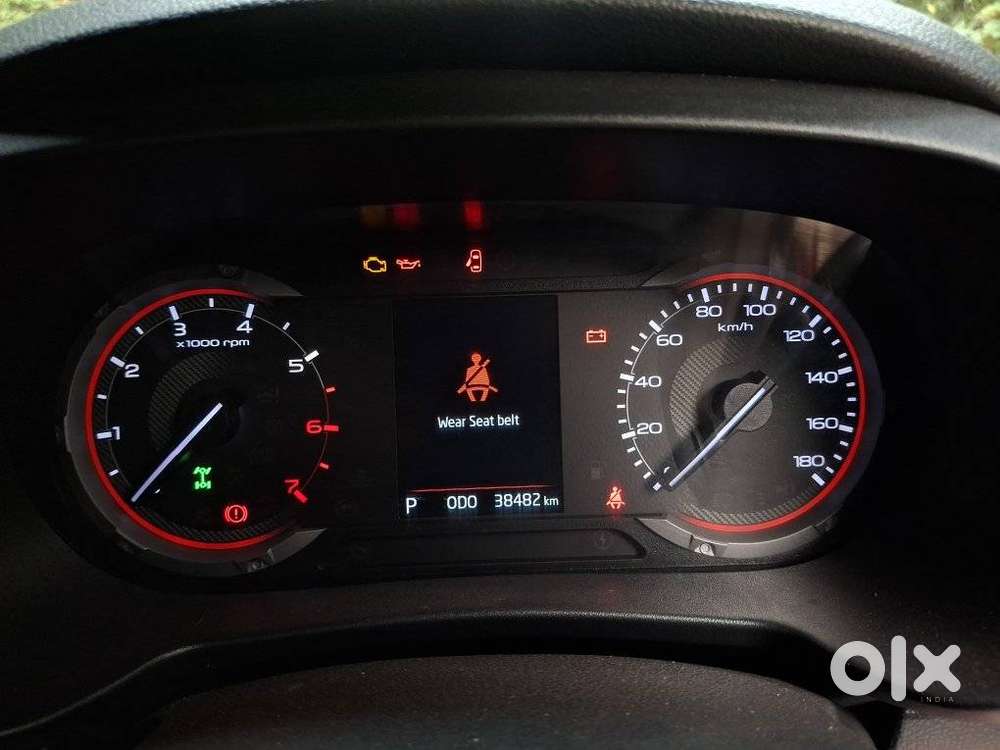 Mahindra Thar Lx Convertible Top Petrol At 4wd, 2021, Petrol