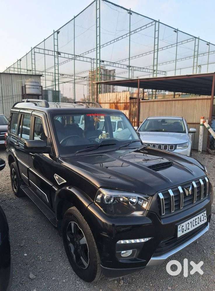 Mahindra Scorpio Classic 2.2 S 11 Mt 7 Str, 2024, Diesel