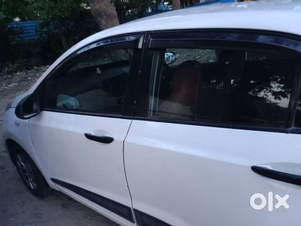 Hyundai Xcent 2016  Smooth Engine  Ready To Drive