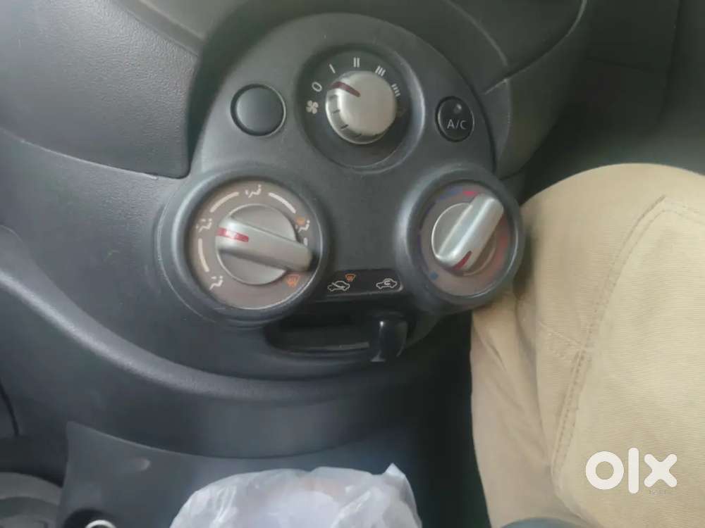 Nissan Micra 2015 Petrol 68000 Km Driven