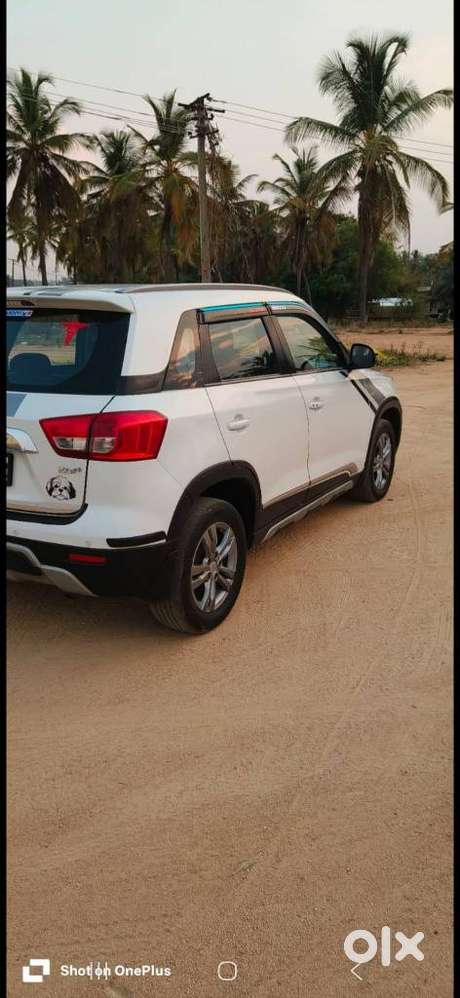 Maruti Suzuki Brezza Zdi+ Dual Tone, 2018, Diesel