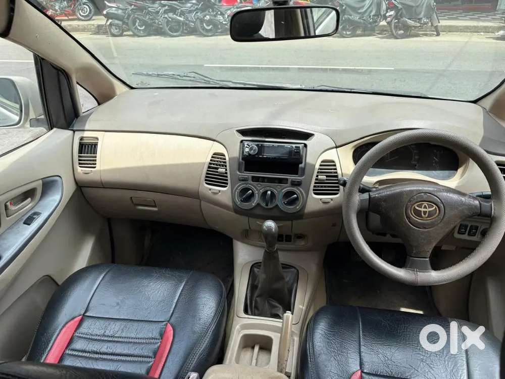 Toyota Innova 2006