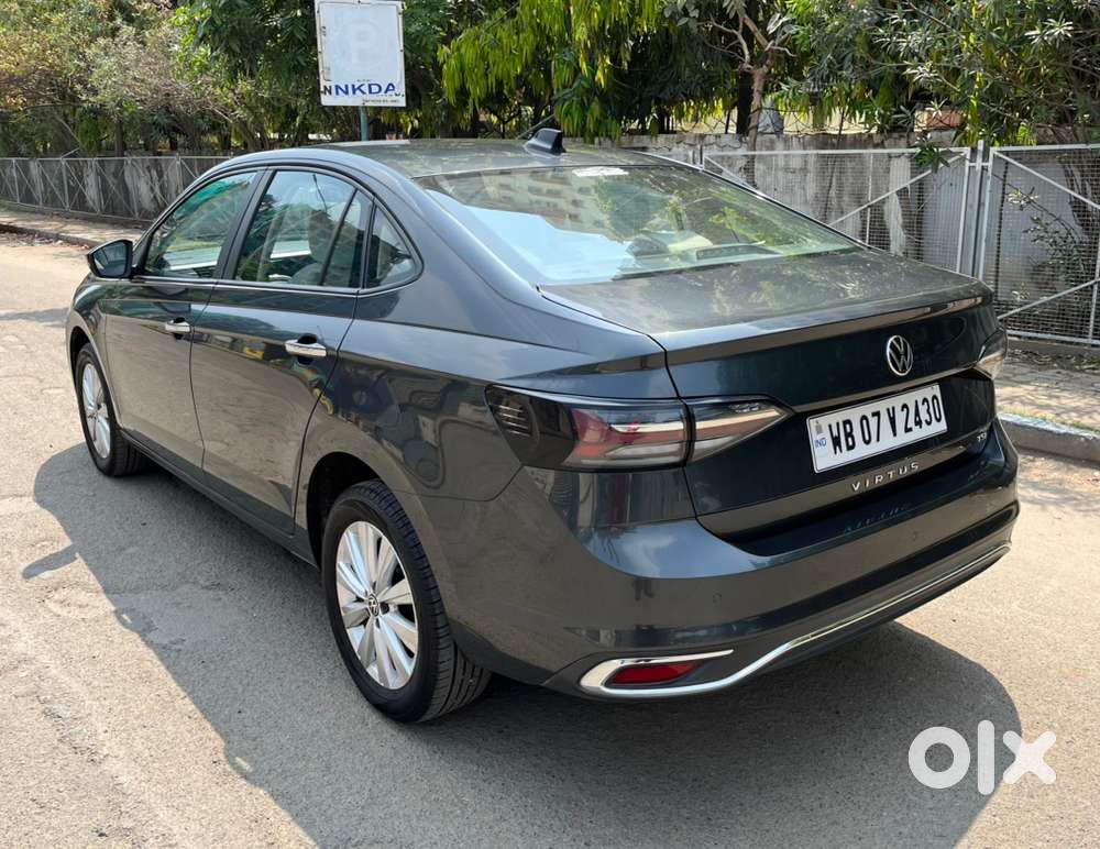 Volkswagen Virtus Highline Plus 1.0 Tsi Mt Less Driven Car
