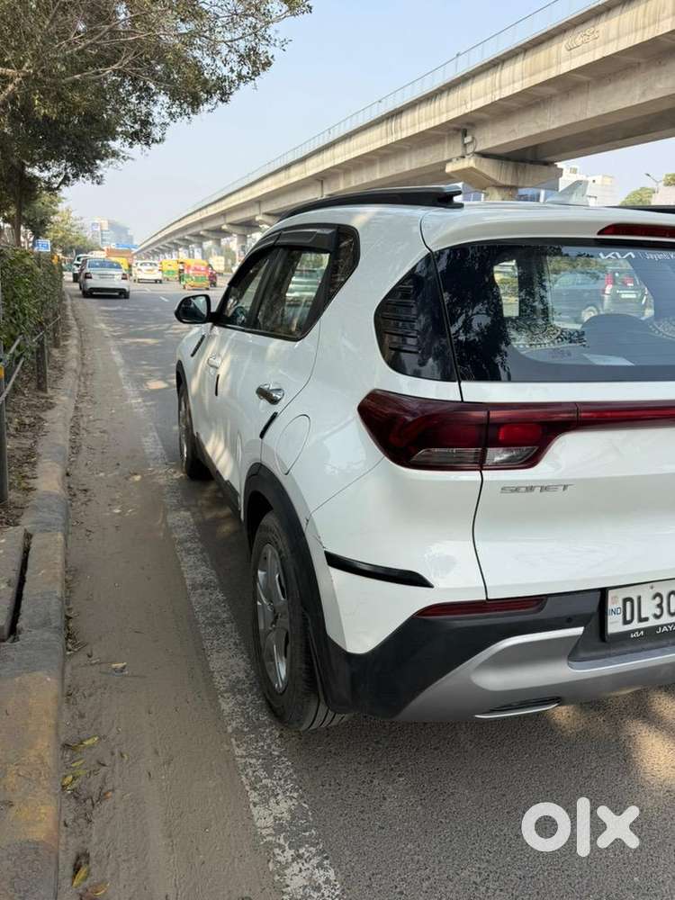 Kia Sonet 2023 Petrol 80000 Km Driven