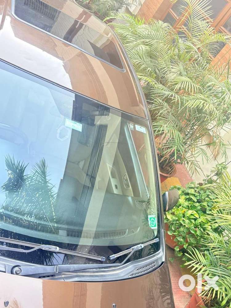 Maruti Suzuki Ciaz Petrol Well Maintained With Sunroof