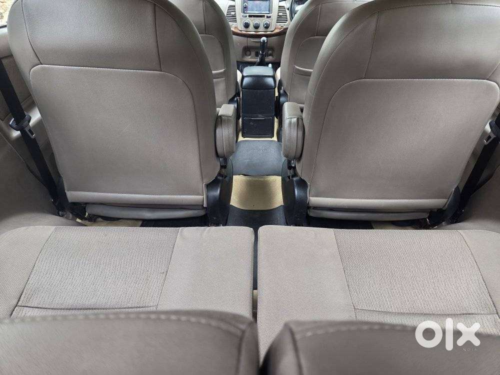 Toyota Innova 2.5 G (diesel) 7 Seater, 2015, Diesel