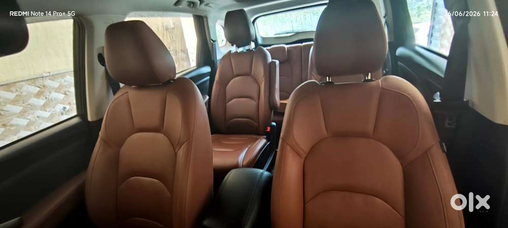 Toyota Innova Crysta 2.4 G Mt 7 Str, 2019, Diesel