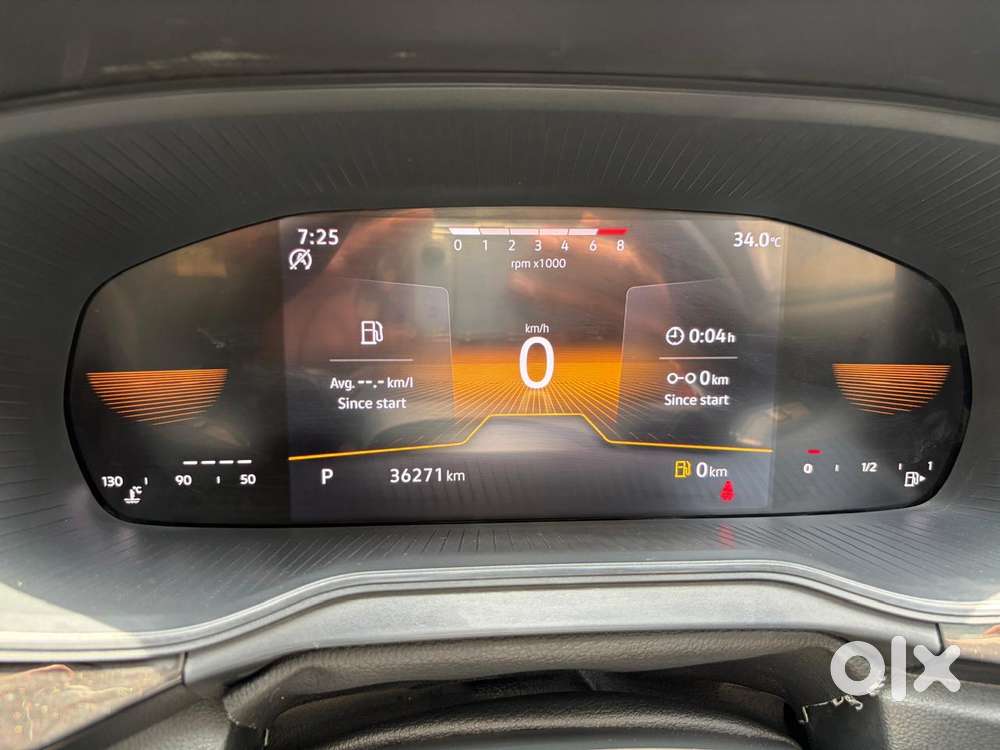 Skoda Kushaq 1.0 Tsi Style At, 2023, Petrol