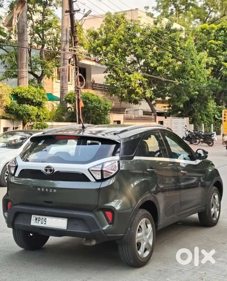 Tata Nexon 1.2 Revotron Xm Plus (s), 2022, Petrol