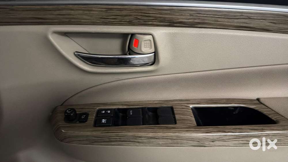 Maruti Suzuki Ciaz 1.5 Alpha Shvs Mt, 2021, Petrol