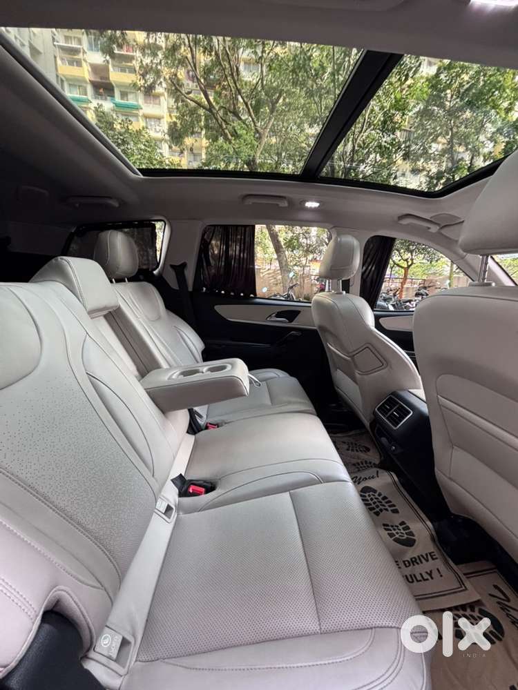 Mahindra Xuv700 Ax7l Awd Diesel 2022