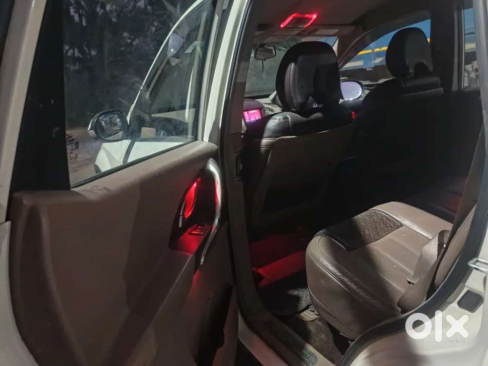 Mahindra Xuv500 2012 Diesel 73000 Km Driven Good Condition