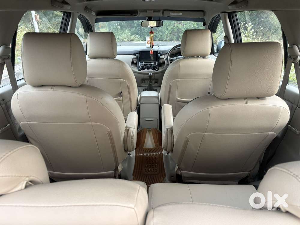 Toyota Innova 2.5 G (diesel) 8 Seater, 2012, Diesel