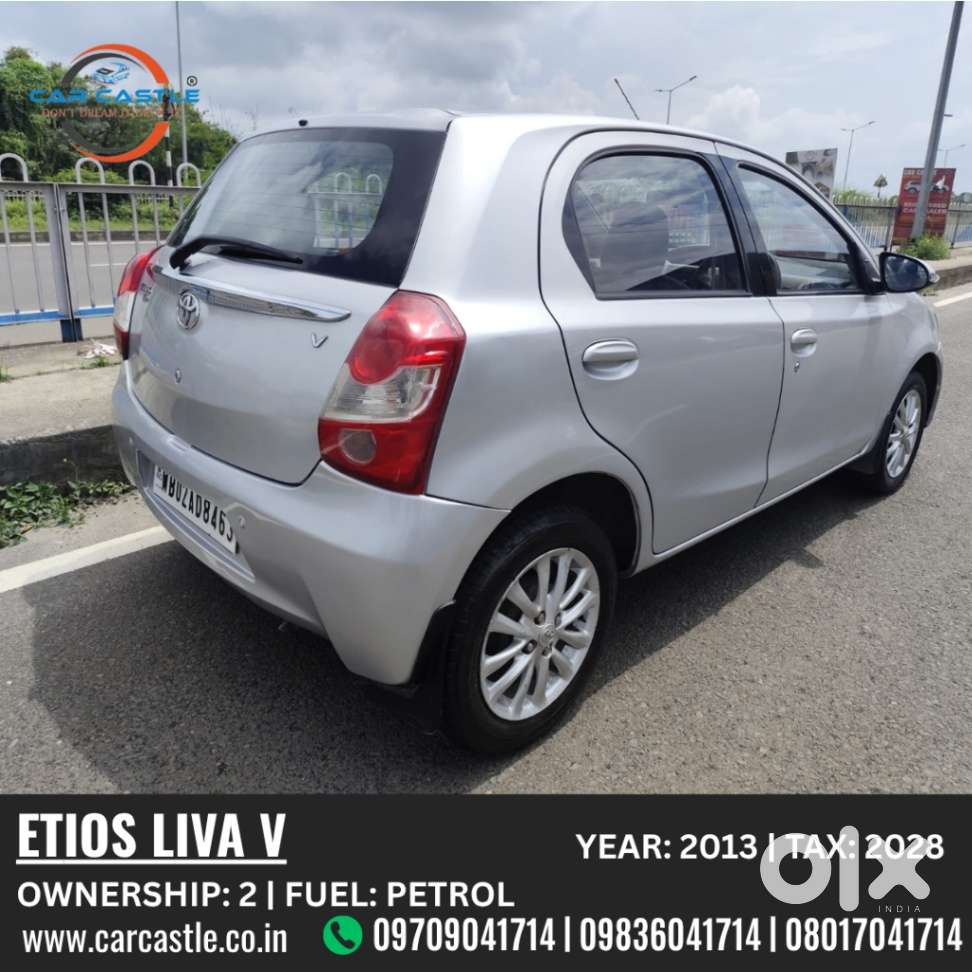 Toyota Etios Liva V, 2013, Petrol