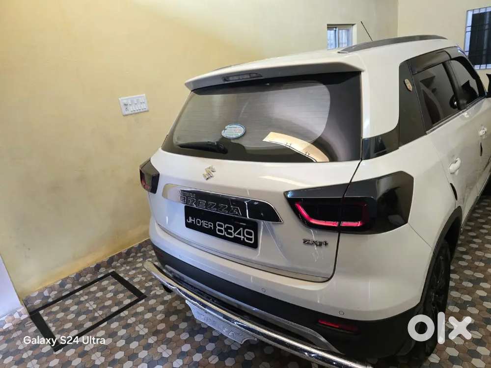 New Condition Like Showroom And Scratchless