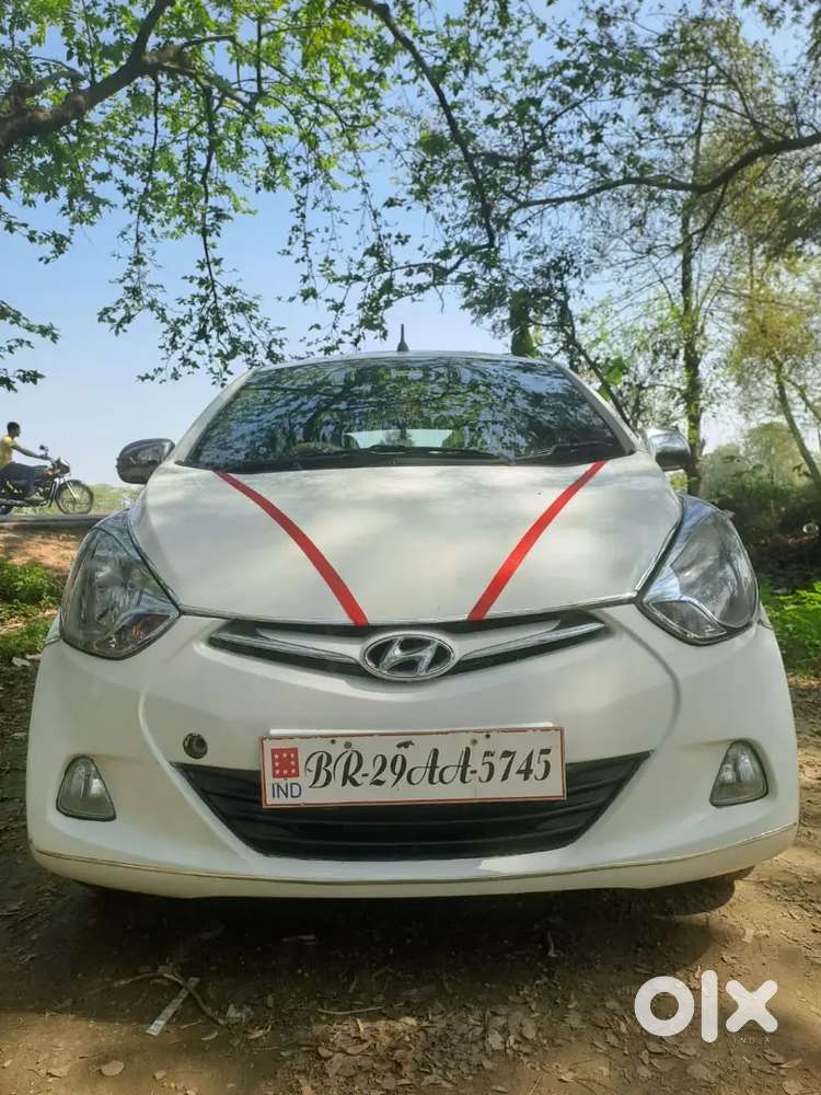 Very Good Condition No Scratches 4 Tyre New Betry New Less Driven Car