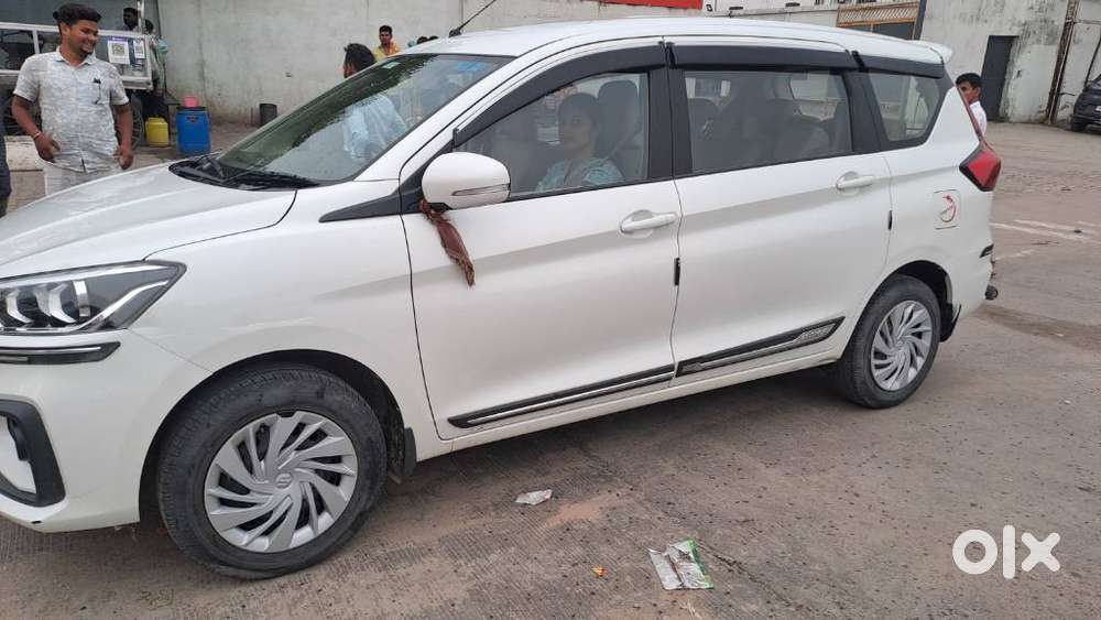 Maruti Suzuki Ertiga Zxi, 2023