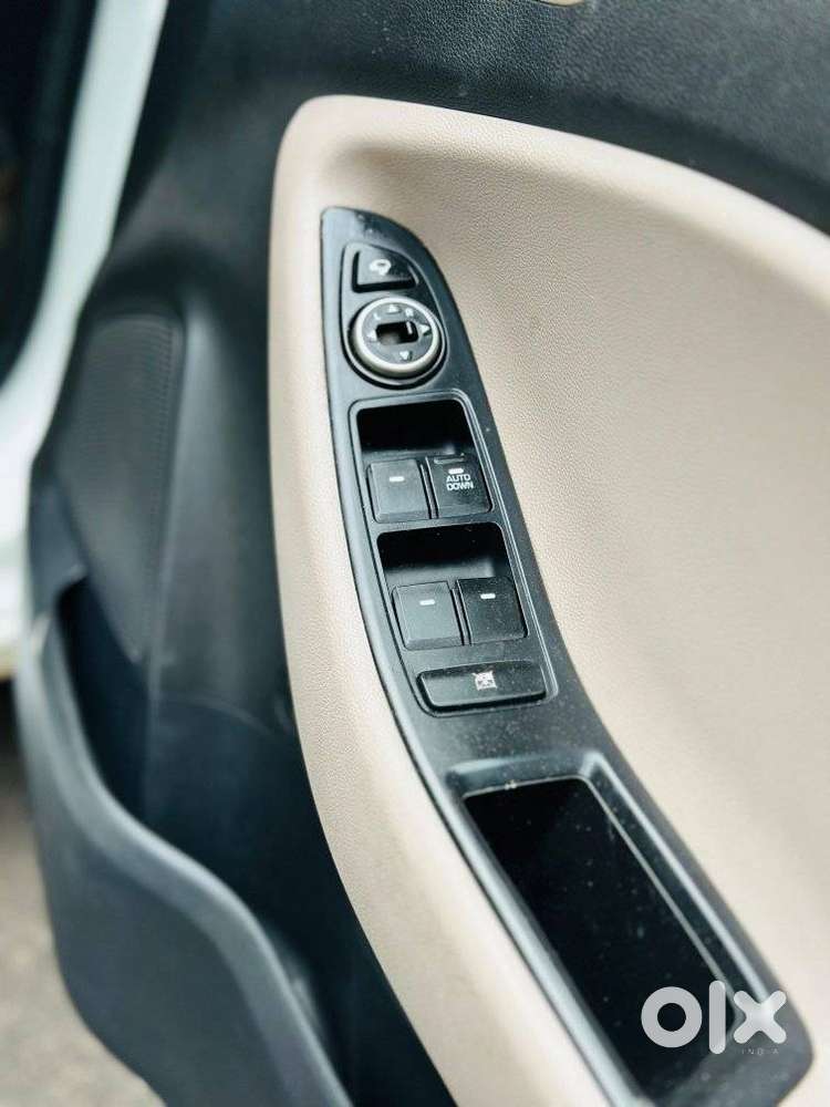 Hyundai I20 Sportz 1.2 Bs-iv, 2016, Petrol