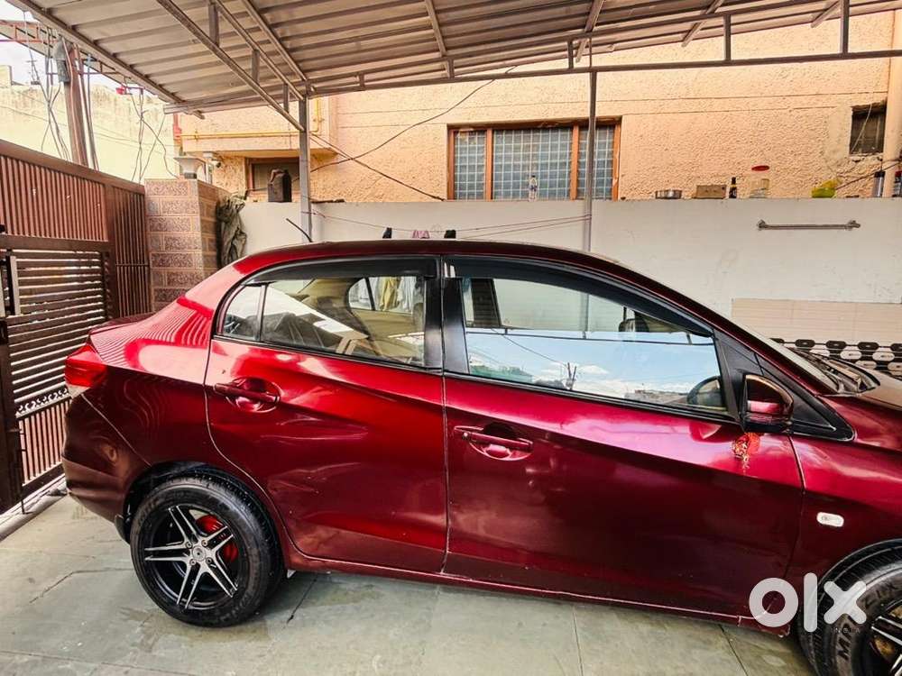 Honda Amaze 2015 Diesel Well Maintained