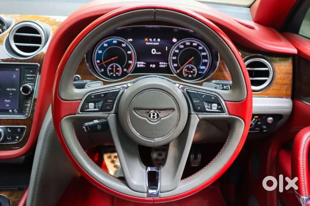 Bentley Bentayga, 2017, Petrol