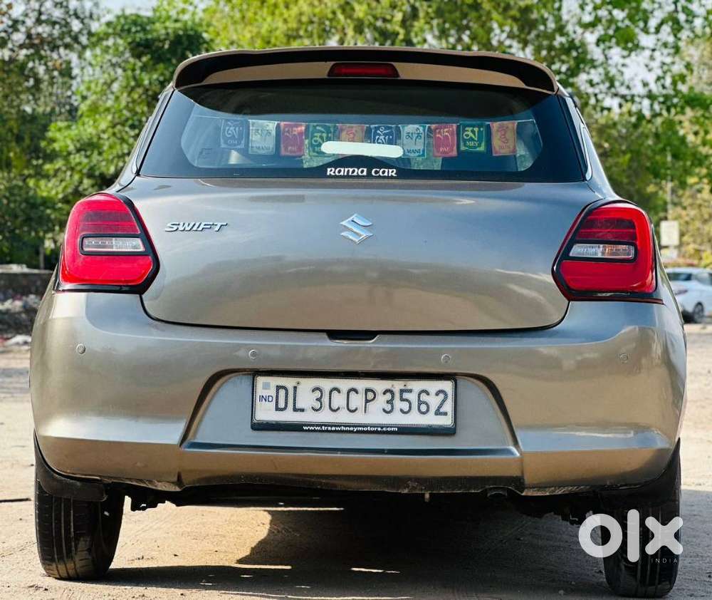 Maruti Suzuki Swift Vxi + Manual, 2018, Petrol
