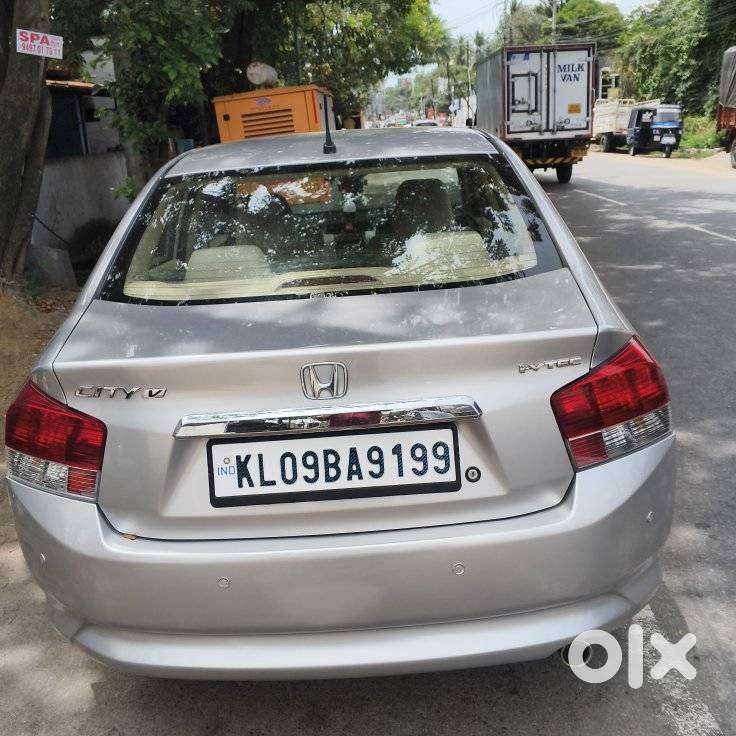 Honda City 1.5 E Mt, 2010, Petrol