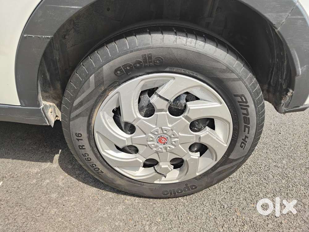 Tata Nexon 1.2 Revotron Xm (s), 2020, Petrol