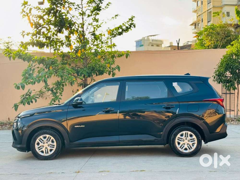 Kia Carens G1.5 6mt Gravity, 2024, Petrol