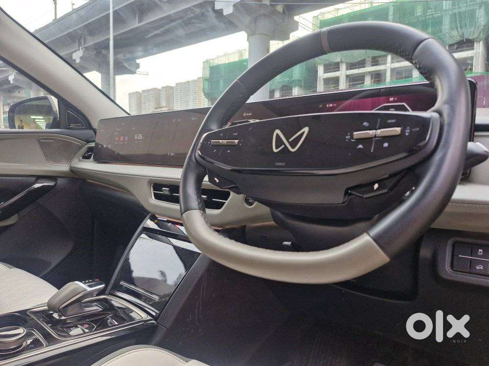 Mahindra Xev 9e Pack Three (top Model), 2025, Electric