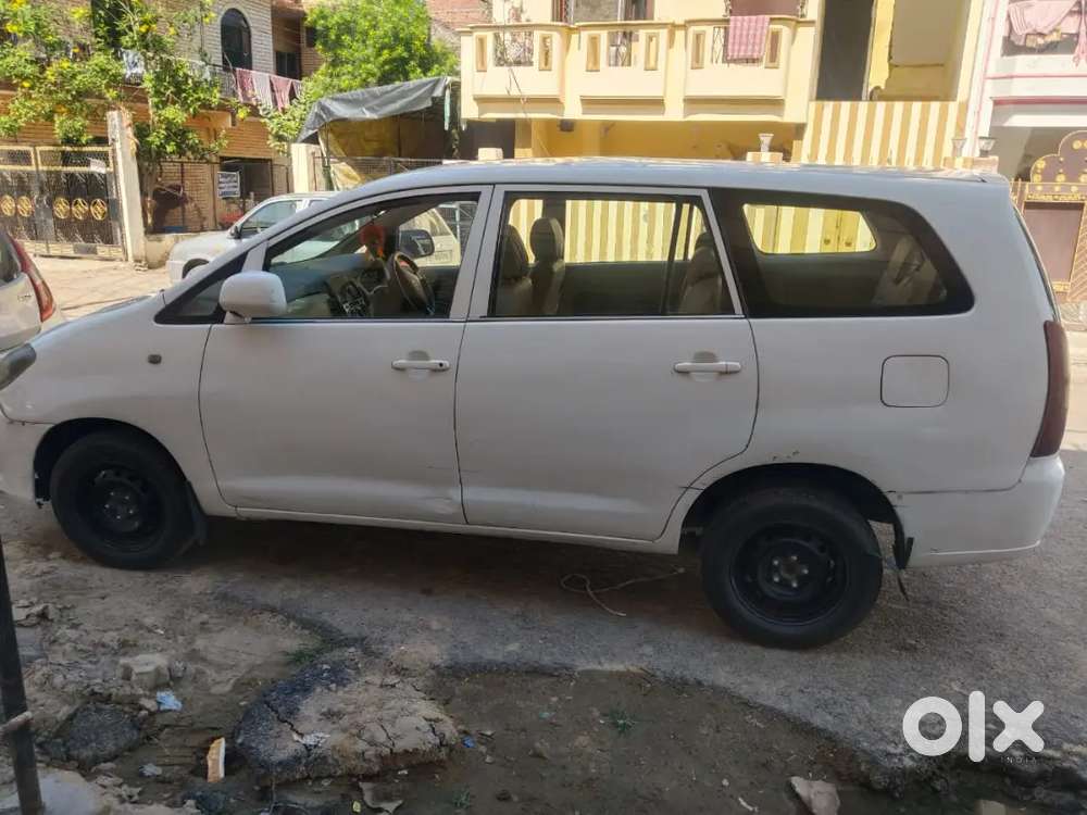 Toyota Innova 2007 Diesel 170000 Km Driven