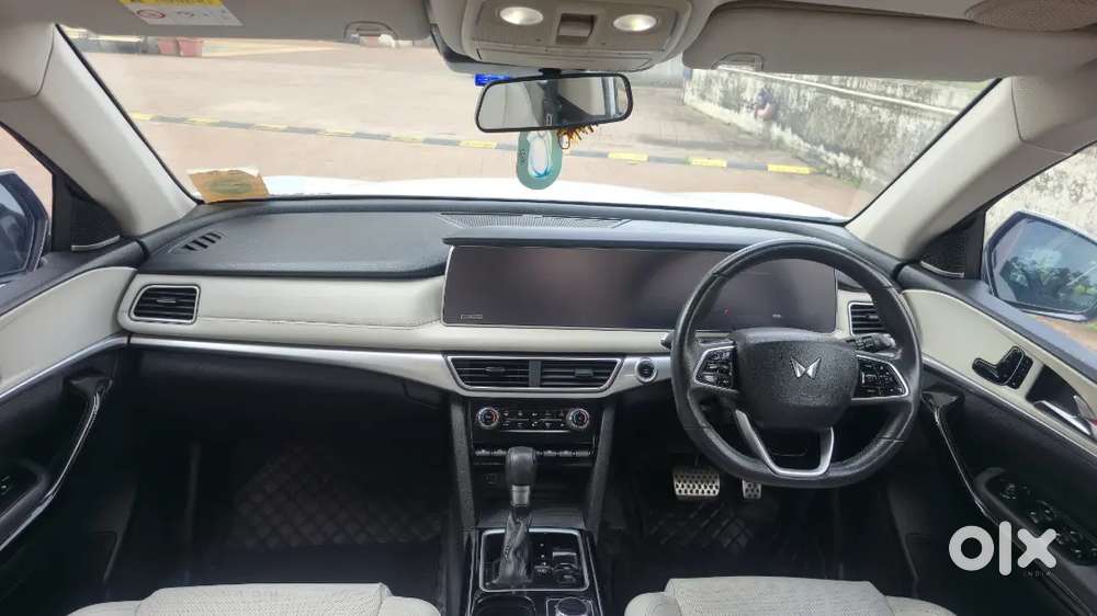 Mahindra Xuv700 Ax7l Auto 2.0 Petrol 2022