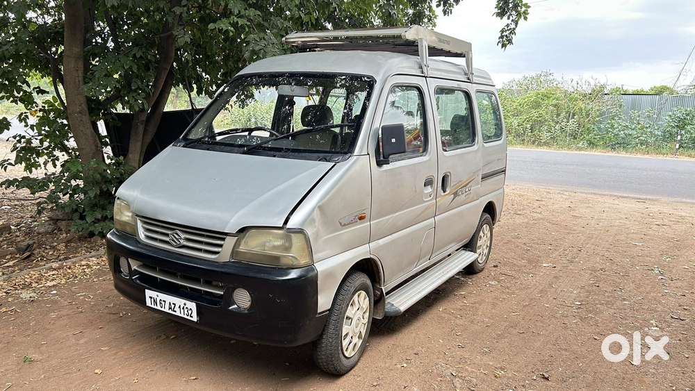 Maruti Suzuki Versa Dx1 8 Seater, 2008, Petrol