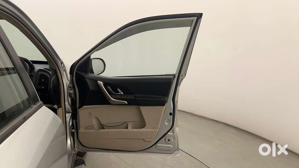 Mahindra Xuv500 W6 2wd, 2016, Diesel